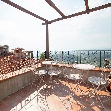 Bed and Breakfast Dulcis In Borgo Santa Lucía Exterior foto