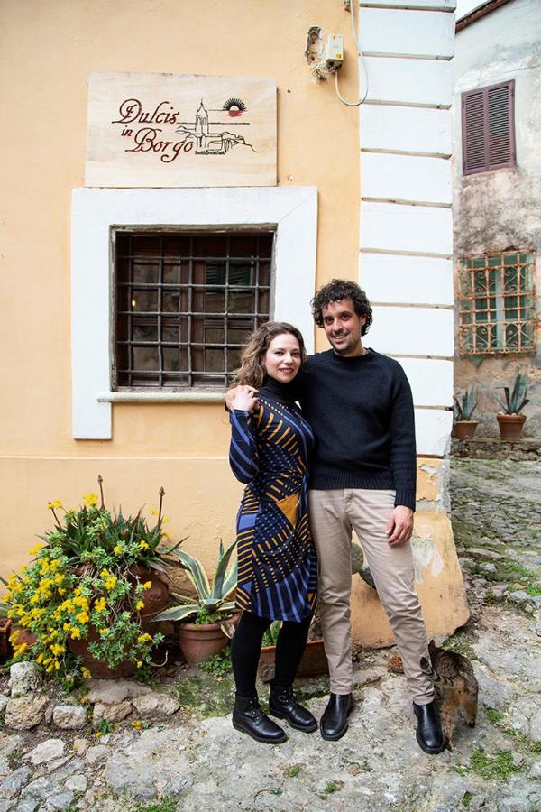 Bed and Breakfast Dulcis In Borgo Santa Lucía Exterior foto