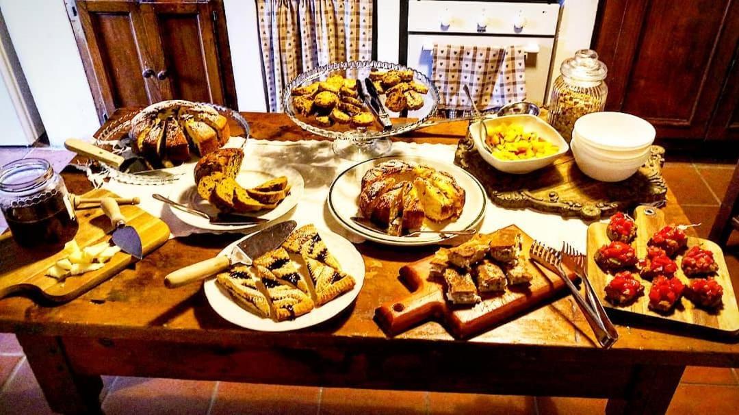 Bed and Breakfast Dulcis In Borgo Santa Lucía Exterior foto